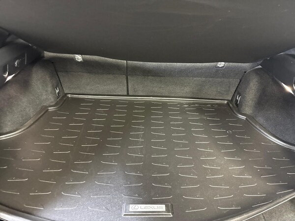 Used Lexus UX 2020 for sale - 76040661: Photo 17