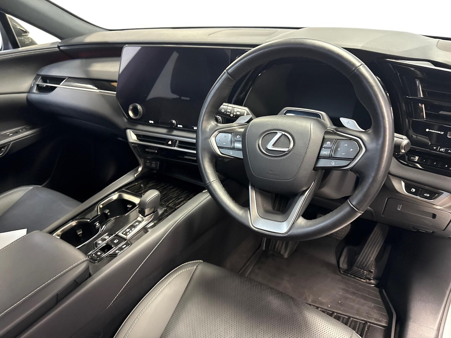 Used Lexus RX 2024 for sale - 76570963: Photo 15