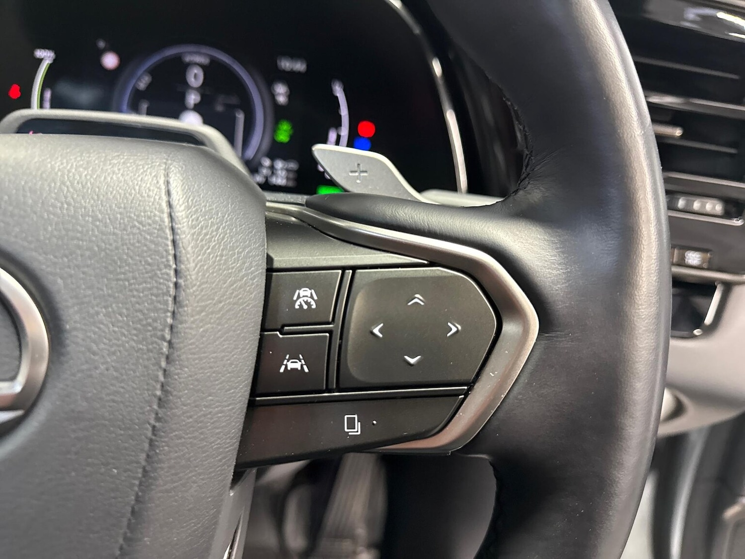 Used Lexus RX 2024 for sale - 76570963: Photo 25