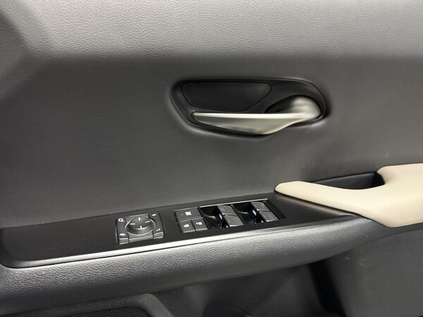Used Lexus UX 2022 for sale - 76268265: Photo 21