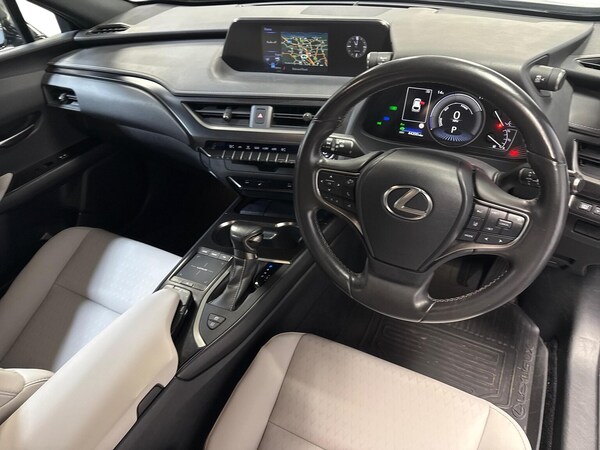 Used Lexus UX 2022 for sale - 76268265: Photo 9