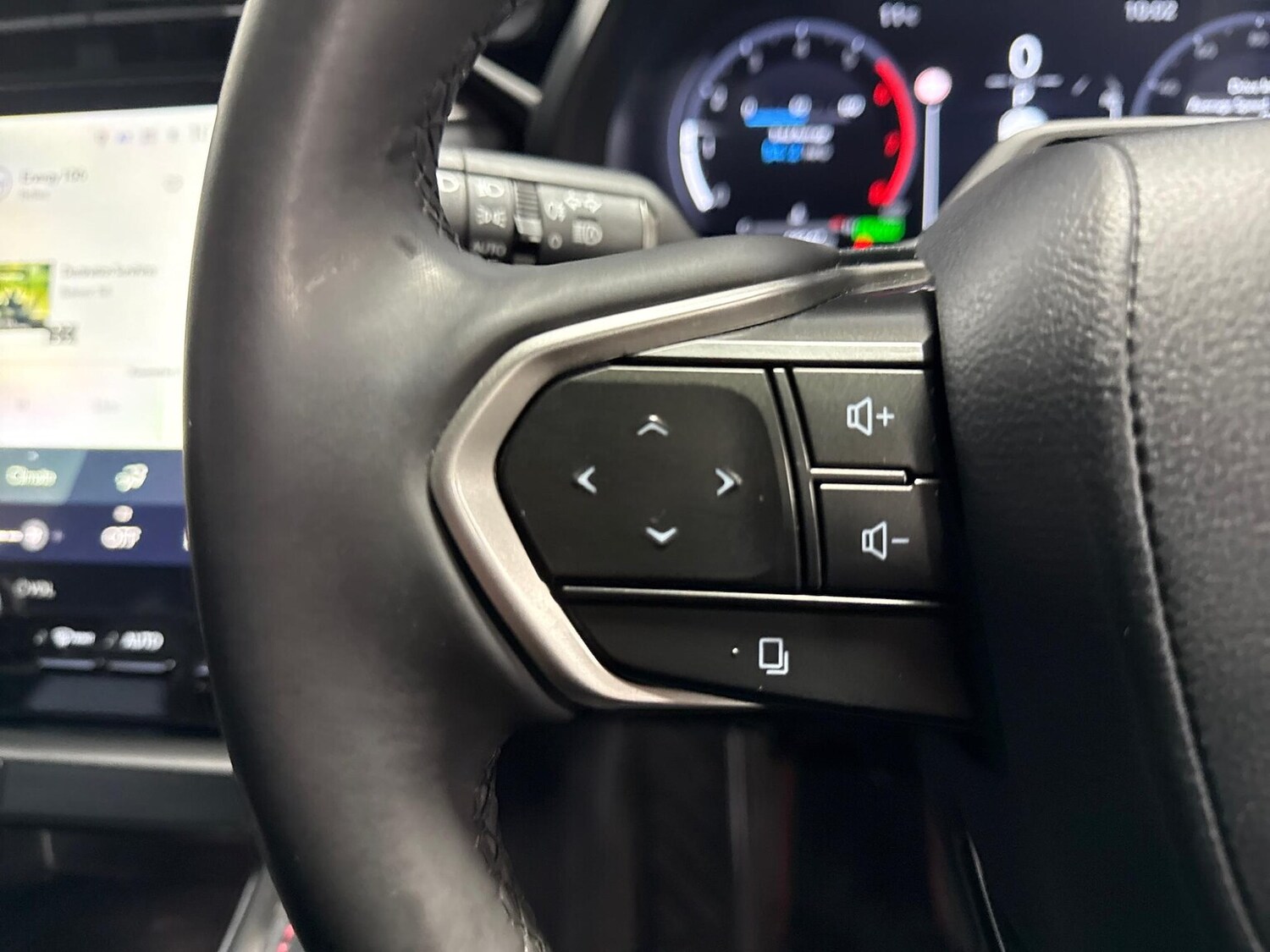 Used Lexus LBX 2024 for sale - 77487564: Photo 24