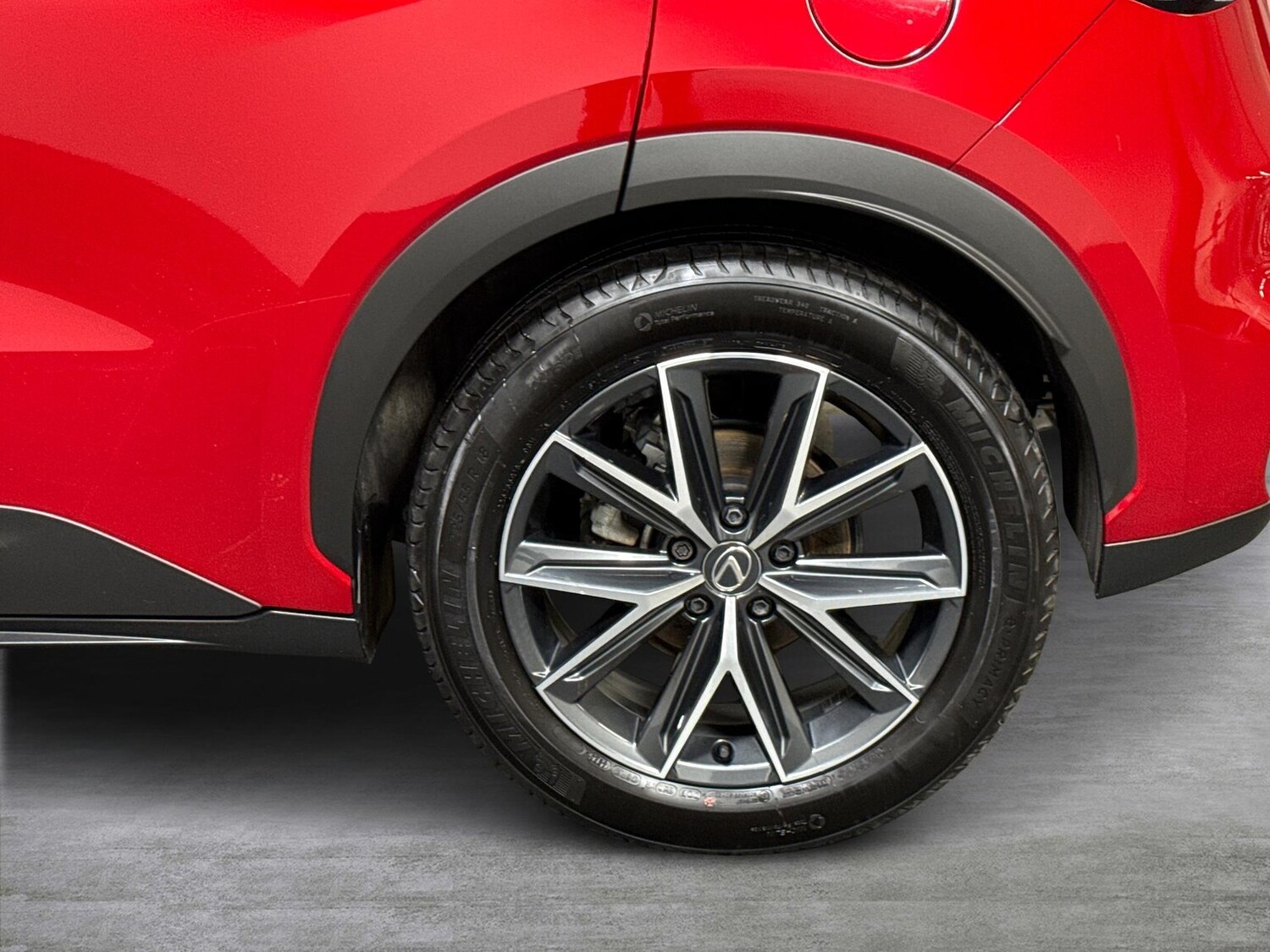 Used Lexus LBX 2024 for sale - 77487564: Photo 6