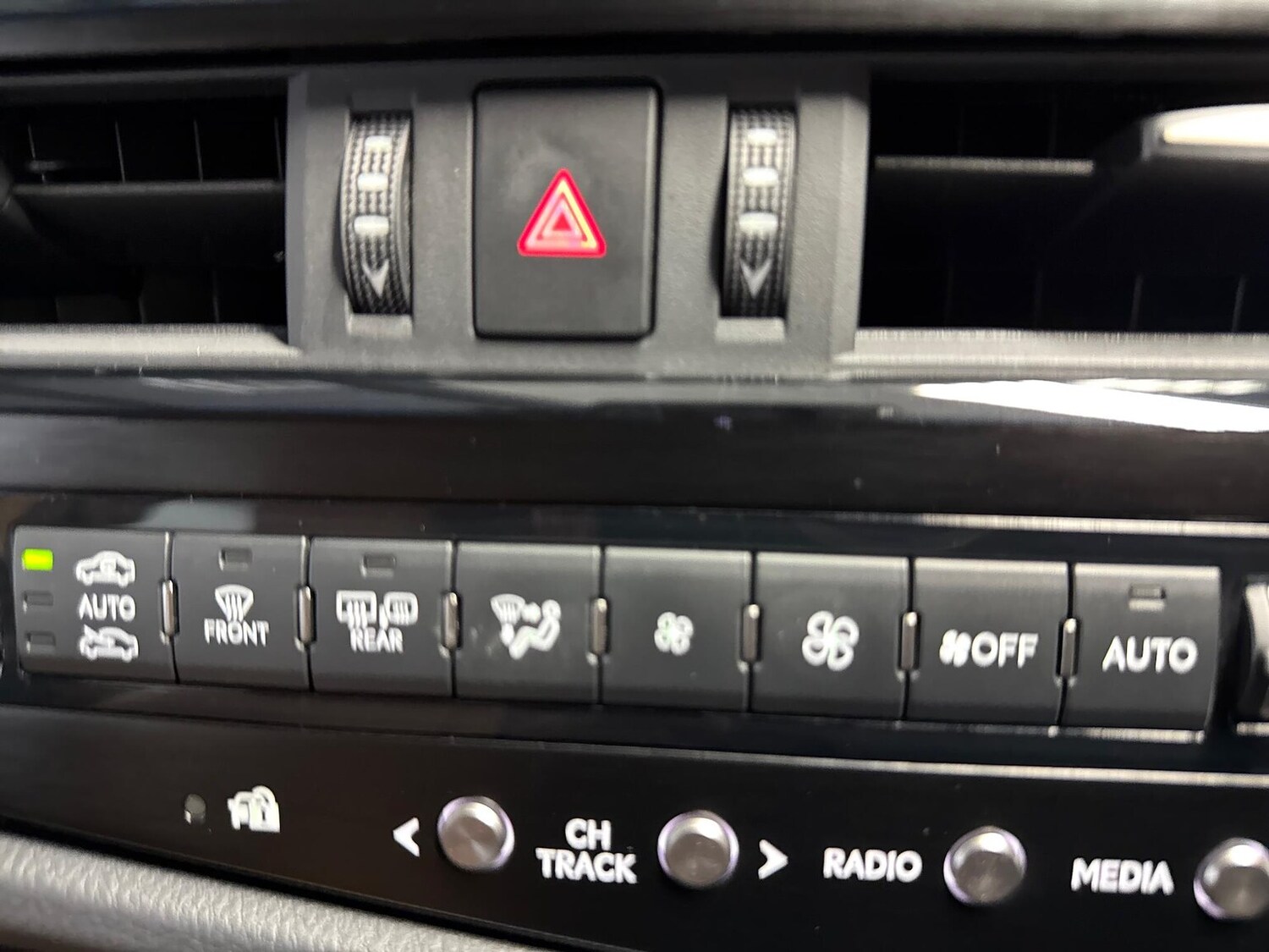 Used Lexus ES 2022 for sale - 77487521: Photo 22