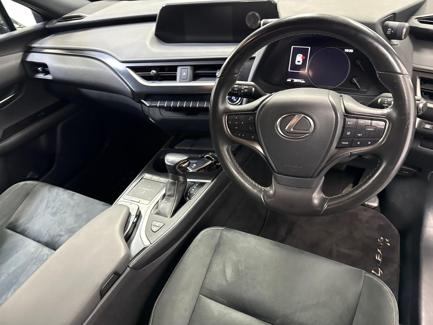 Used Lexus UX 2020 for sale - 78193179: Photo 17