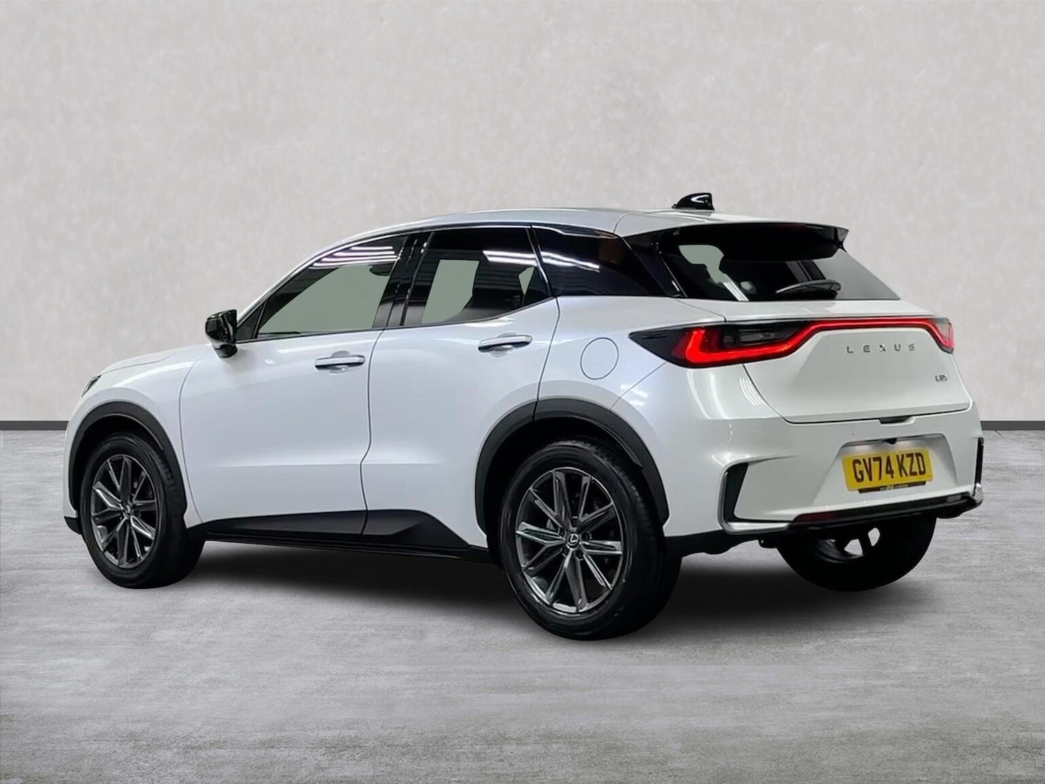 Used Lexus LBX 2024 for sale - 78193195: Photo 2