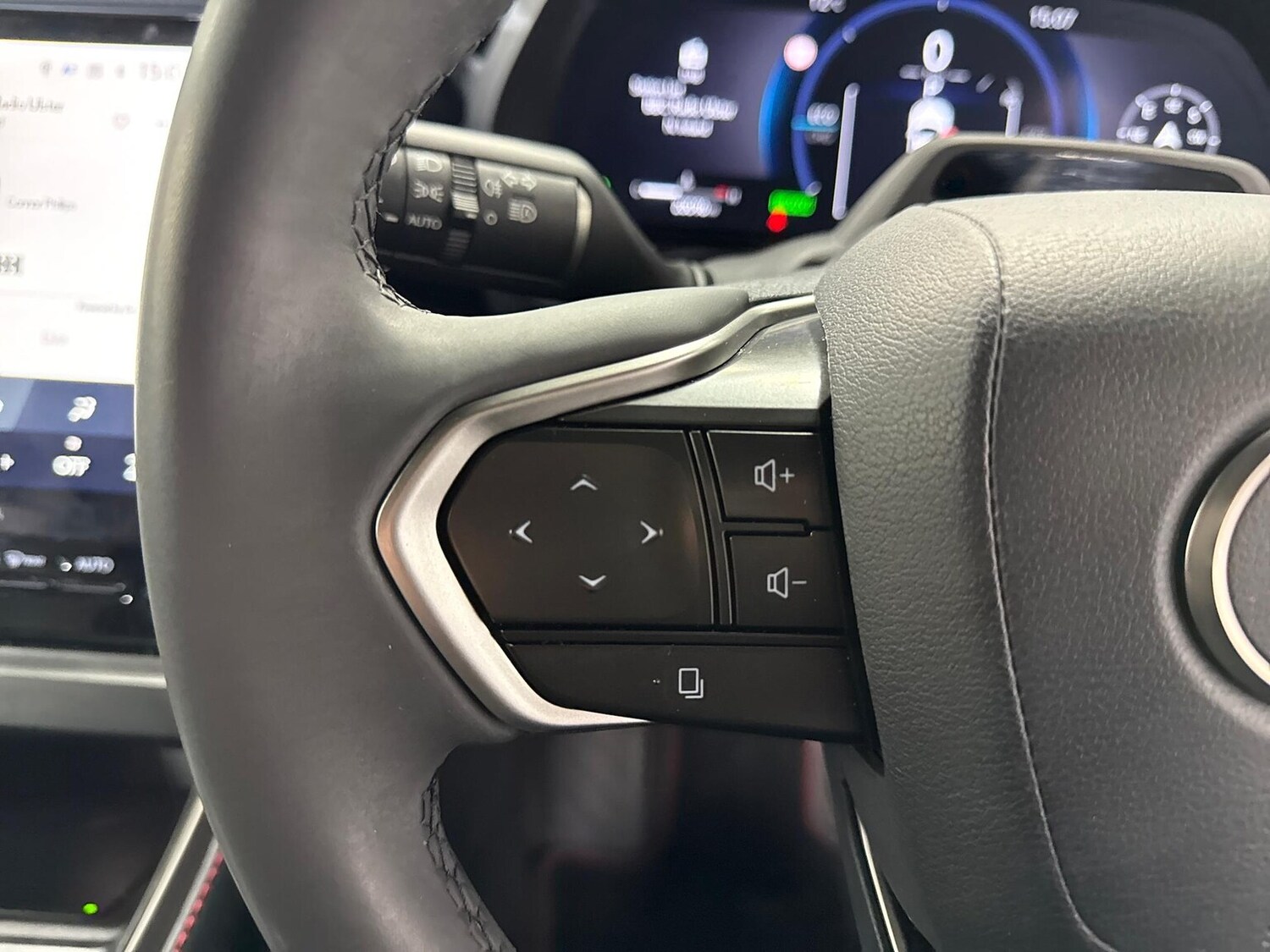 Used Lexus LBX 2024 for sale - 78193195: Photo 24