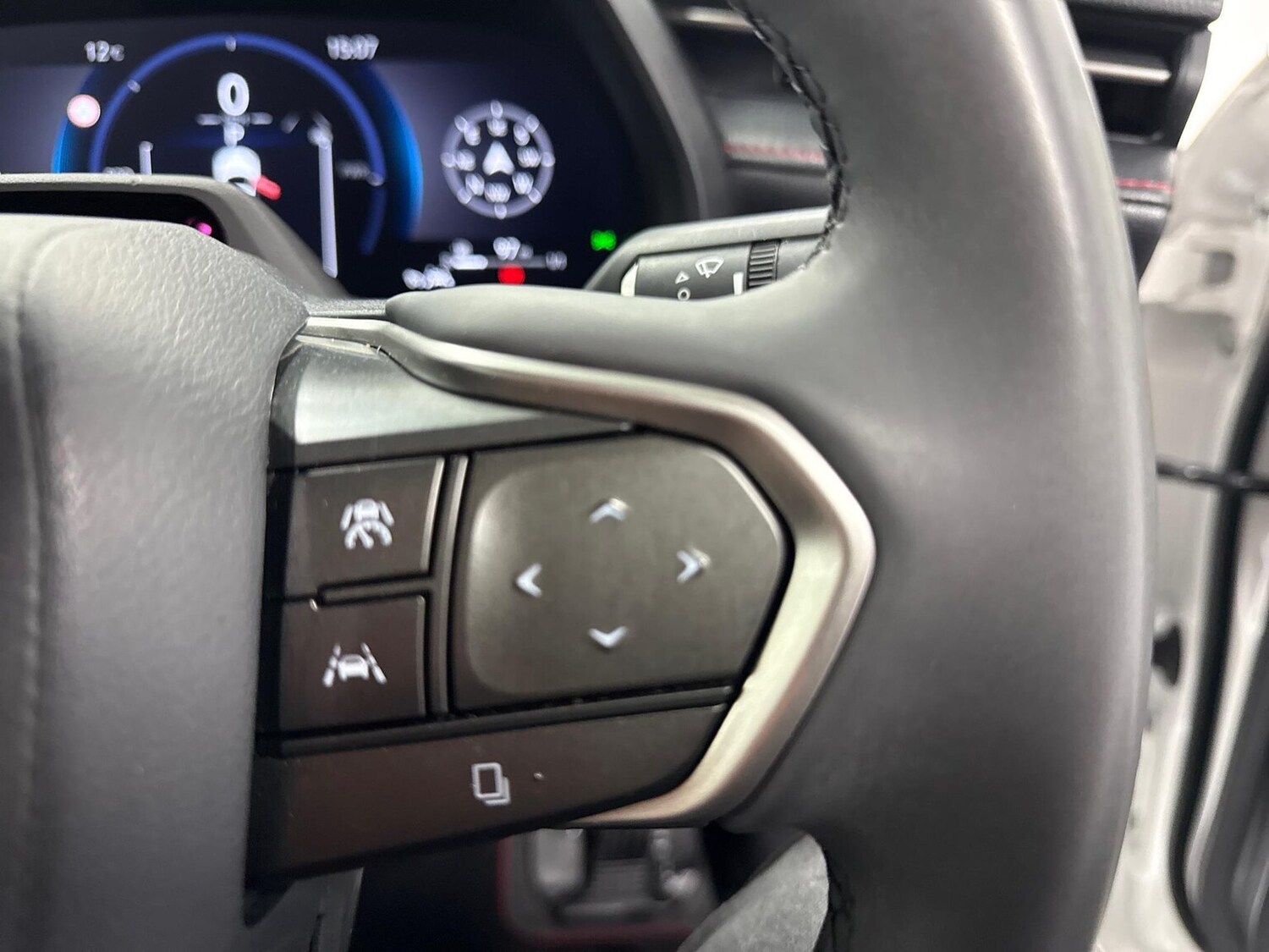 Used Lexus LBX 2024 for sale - 78193195: Photo 25