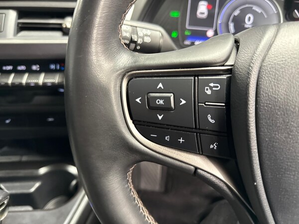 Used Lexus UX 2022 for sale - 76257815: Photo 24