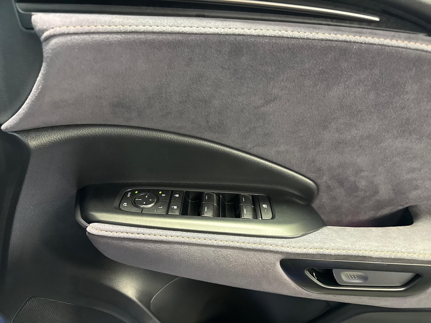 Used Lexus LBX 2024 for sale - 76777265: Photo 21