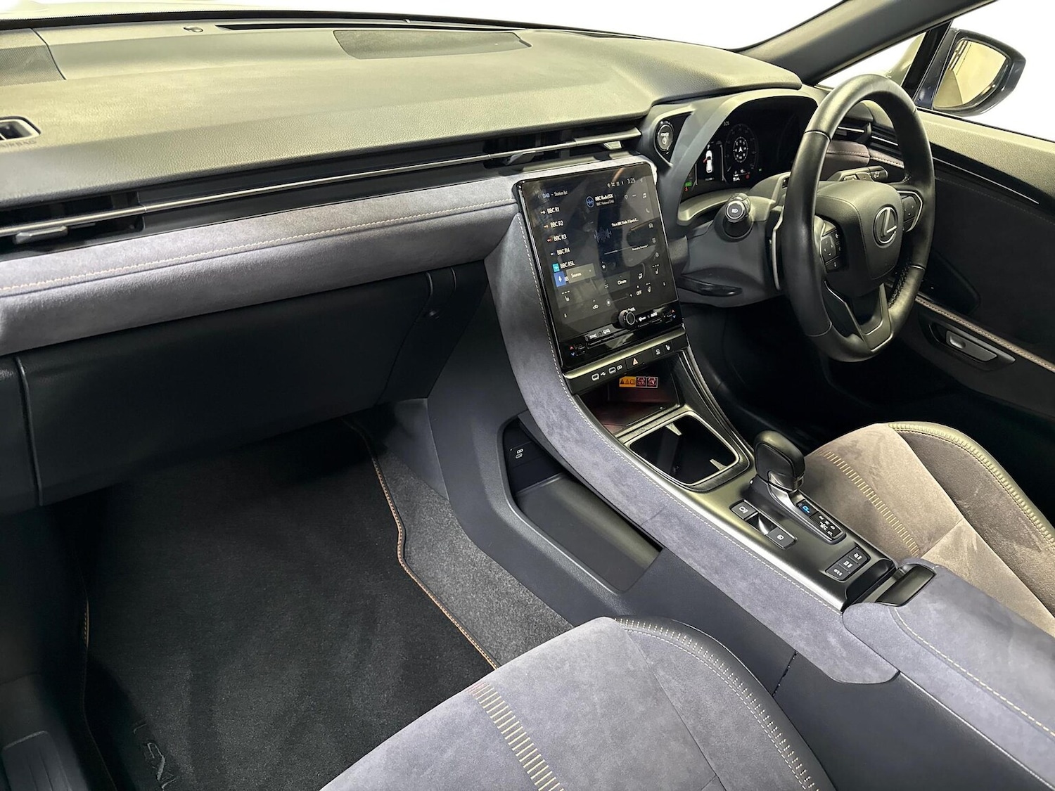 Used Lexus LBX 2024 for sale - 76777265: Photo 7