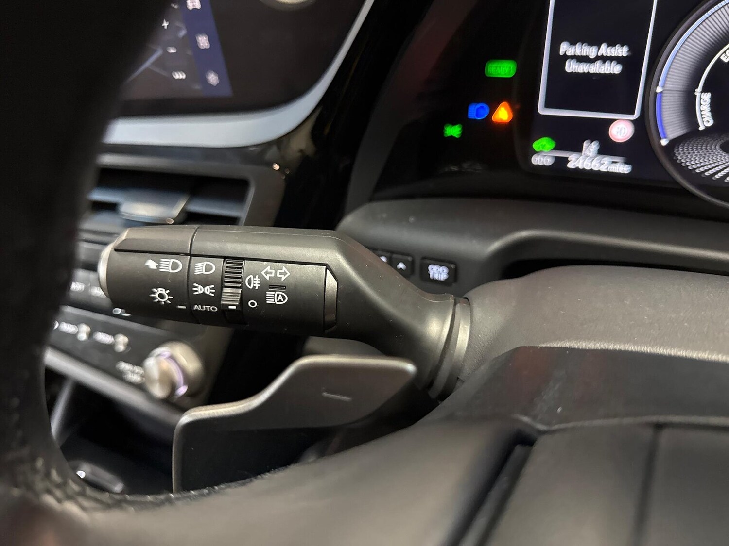 Used Lexus ES 2023 for sale - 76305424: Photo 26