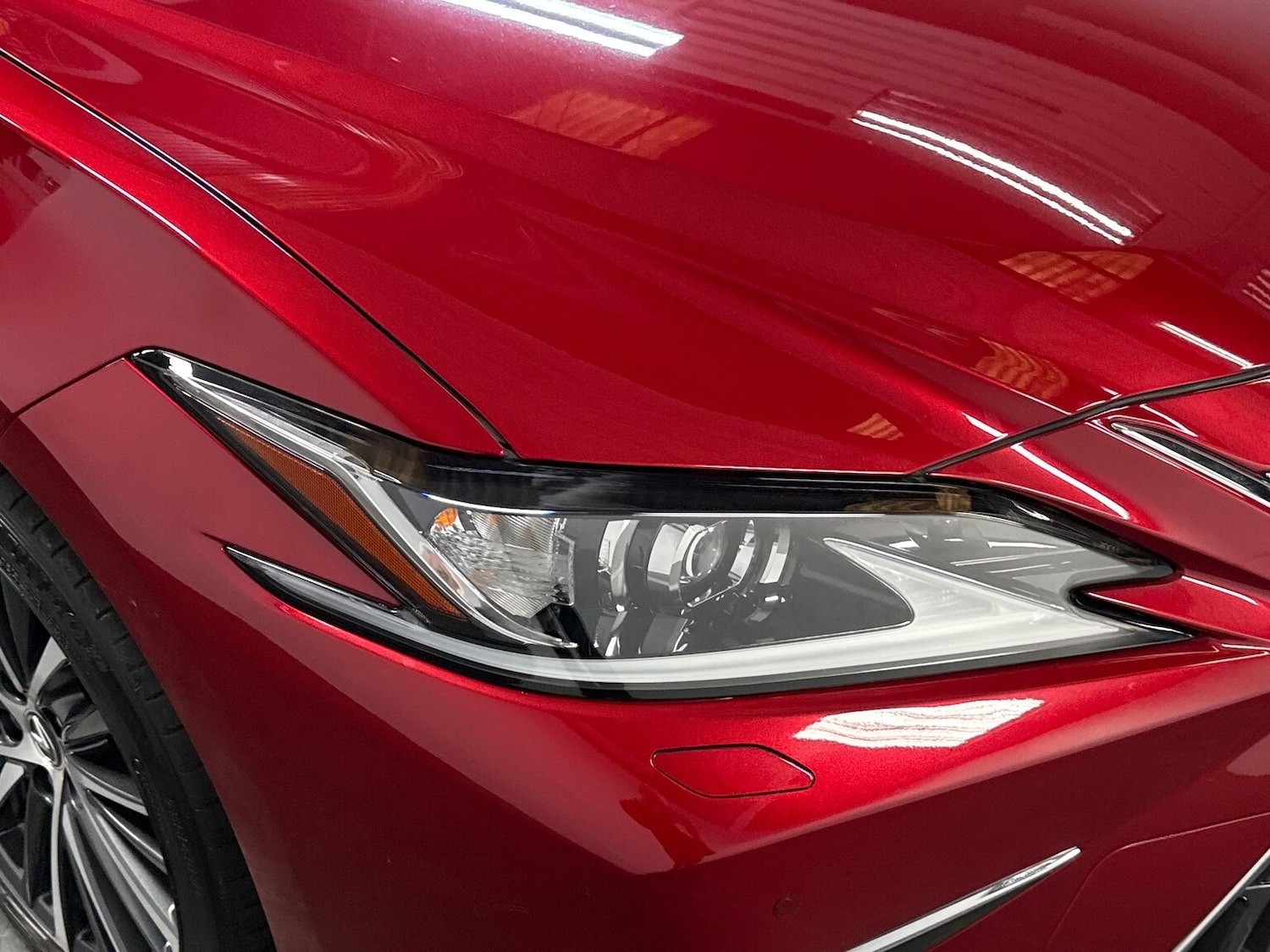 Used Lexus ES 2023 for sale - 76305424: Photo 29