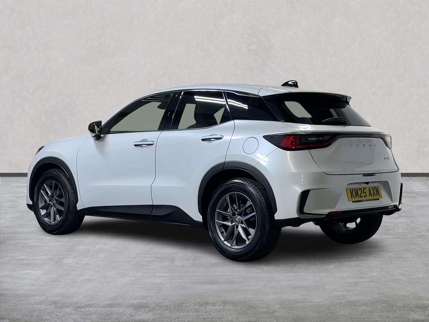 Used Lexus LBX 2025 for sale - 77487537: Photo 2