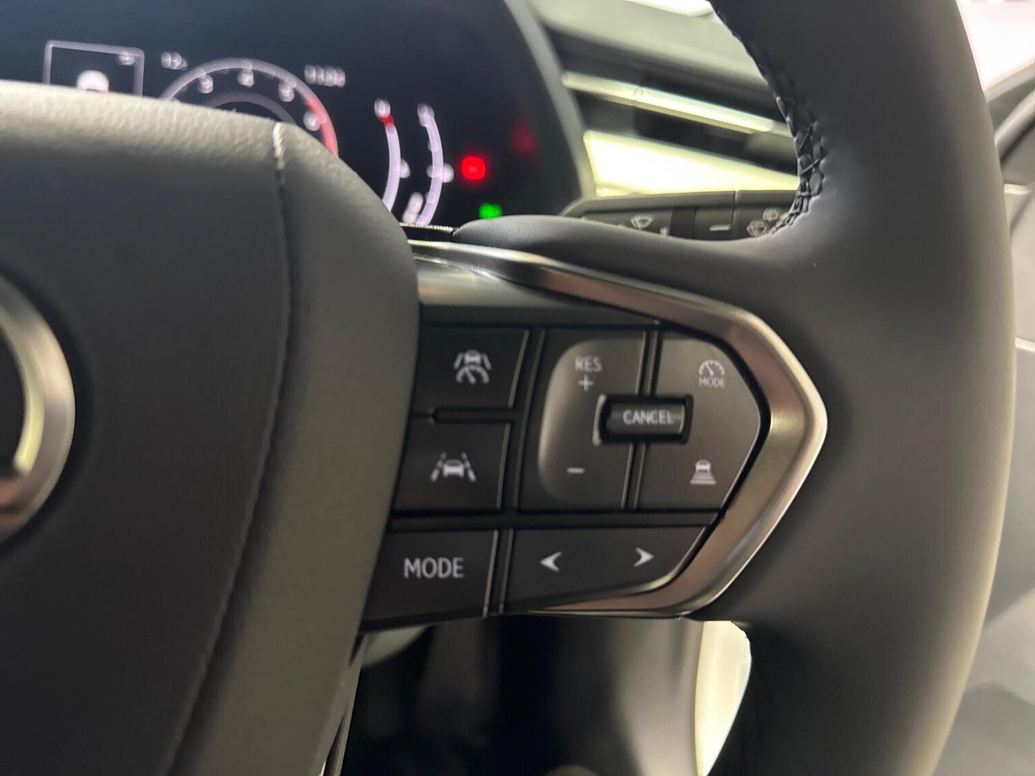 Used Lexus LBX 2025 for sale - 77487537: Photo 25