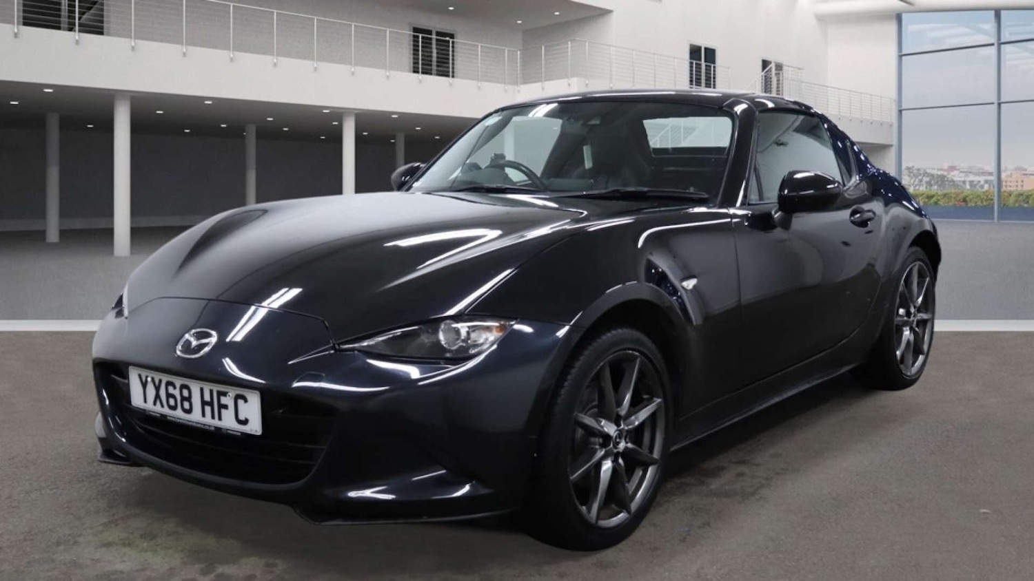 Used Mazda MX-5 2018 for sale - 77149609: Photo 2