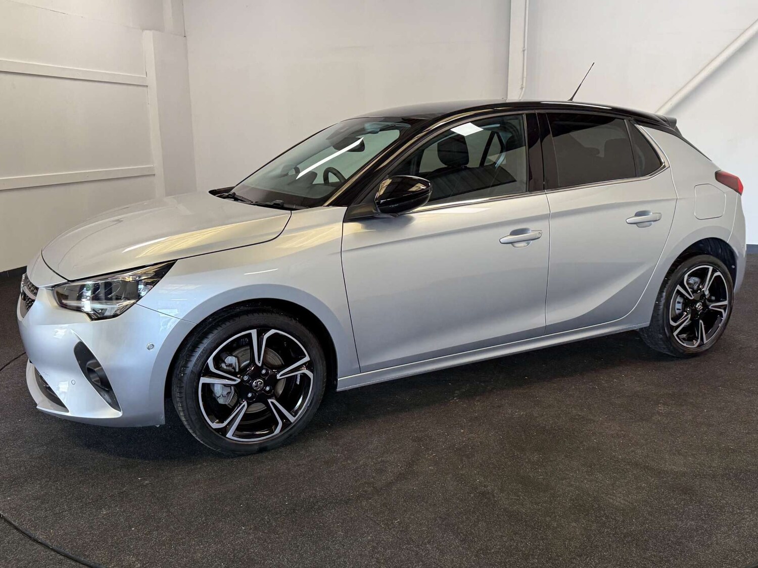 Used Vauxhall Corsa 2022 for sale - 75714175: Photo 2