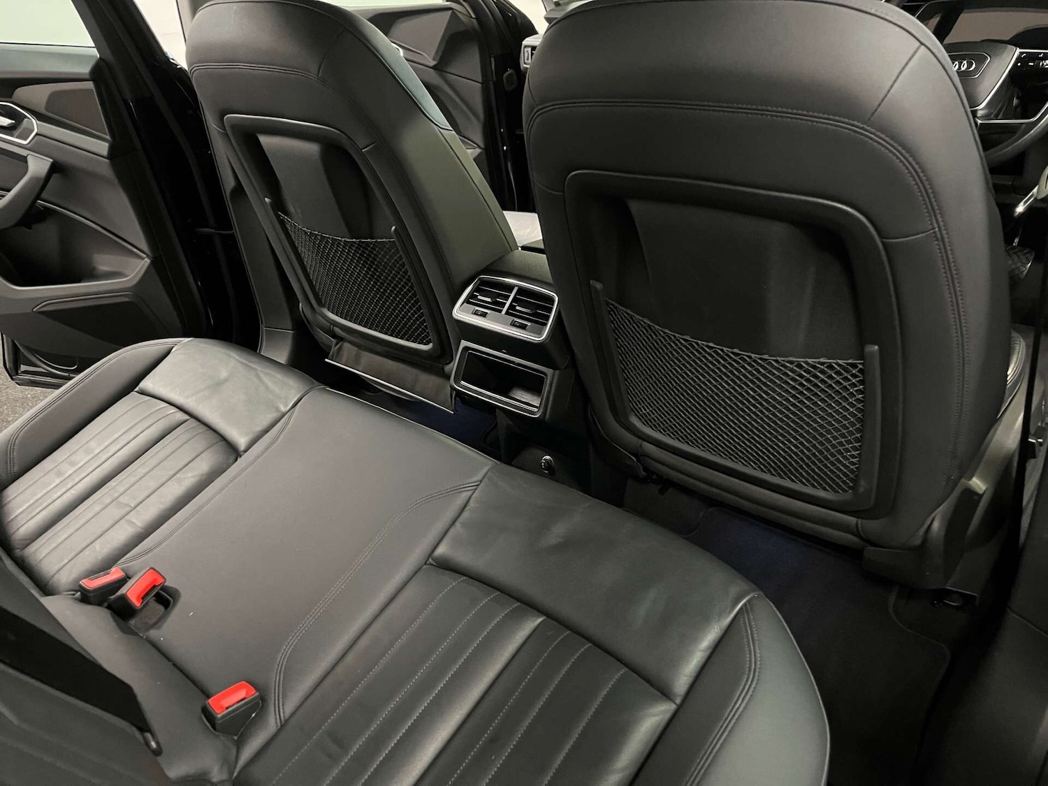 Used Audi e-tron 2020 for sale - 76334344: Photo 36