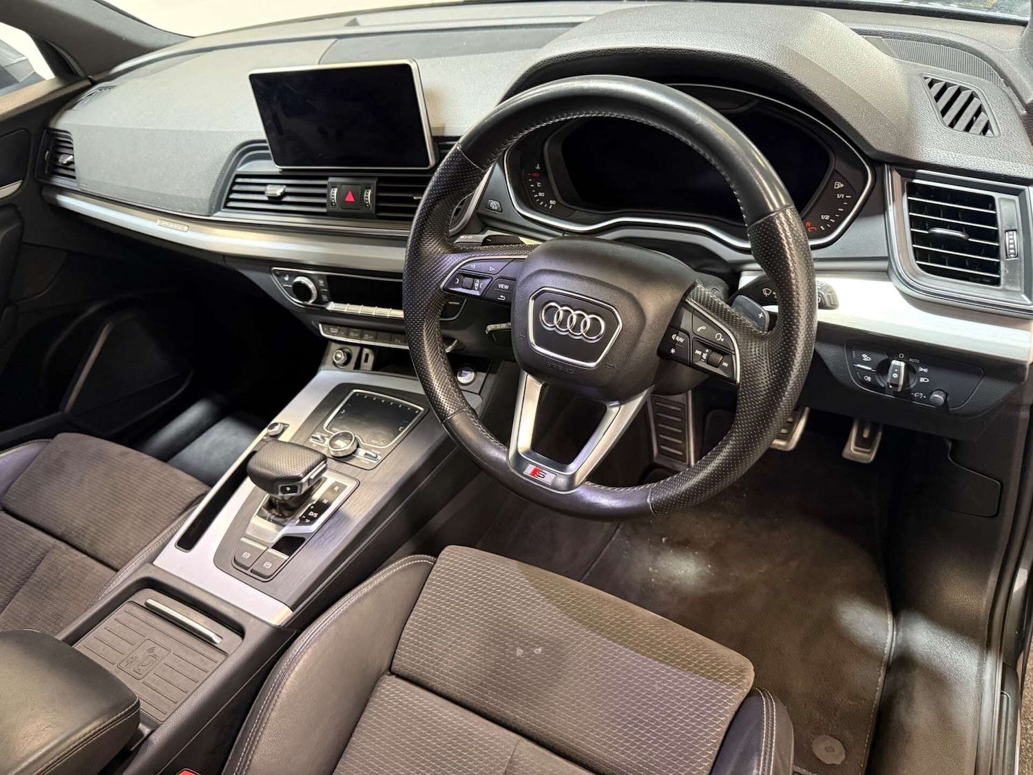 Used Audi Q5 2019 for sale - 77421327: Photo 17
