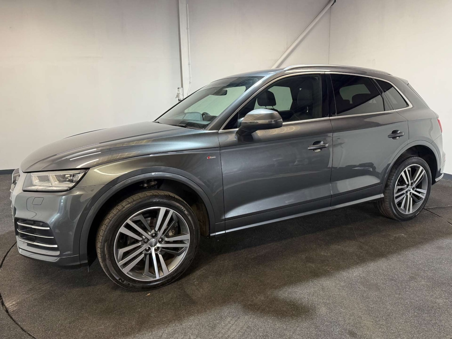 Used Audi Q5 2019 for sale - 77421327: Photo 2