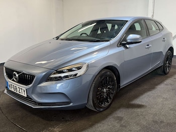 2019 - 1.5 V40 Momentum Nav+ T2 Auto 5dr