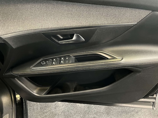 Used Peugeot 3008 2019 for sale - 75643732: Photo 11