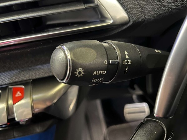 Used Peugeot 3008 2019 for sale - 75643732: Photo 21