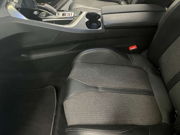 Used Peugeot 3008 2019 for sale - 75643732: Photo 51