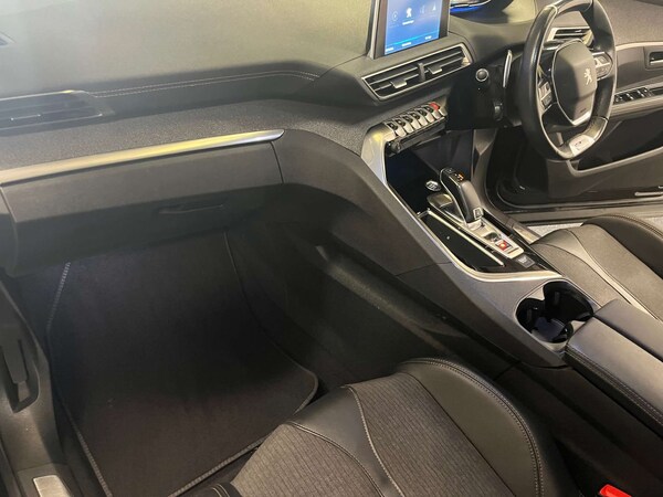 Used Peugeot 3008 2019 for sale - 75643732: Photo 53