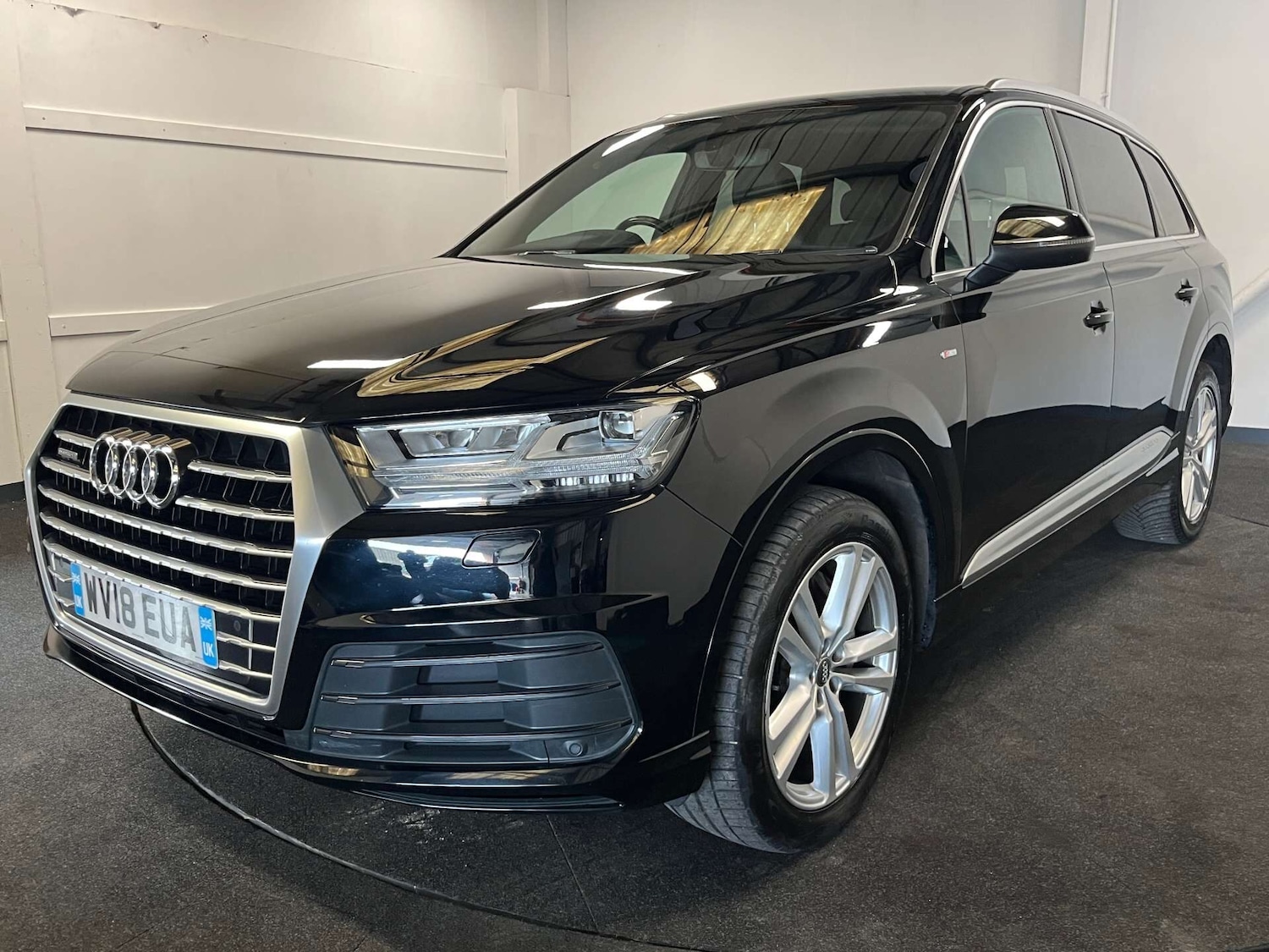 Used Audi Q7 2018 for sale - 76030120: Photo 1