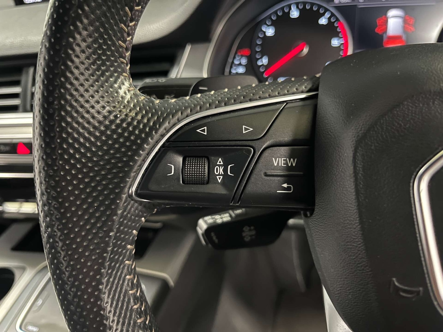 Used Audi Q7 2018 for sale - 76030120: Photo 19