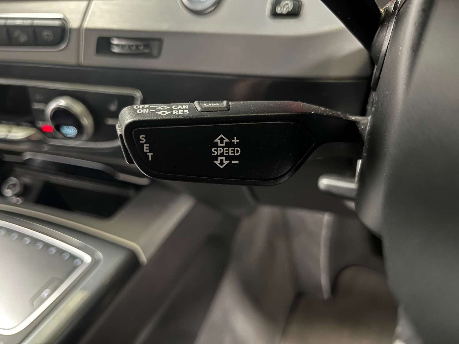 Used Audi Q7 2018 for sale - 76030120: Photo 21