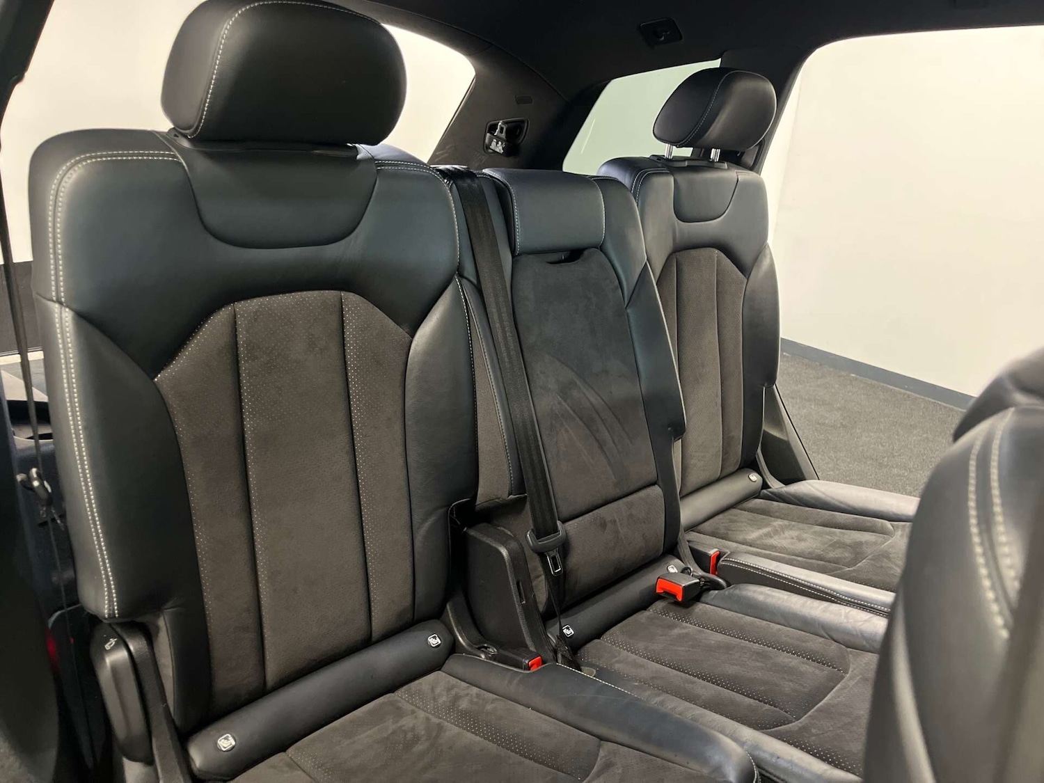 Used Audi Q7 2018 for sale - 76030120: Photo 31