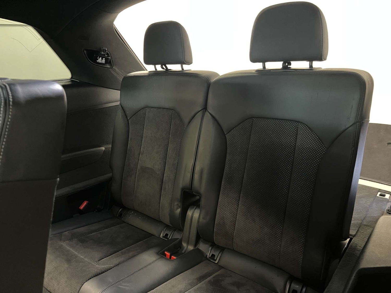 Used Audi Q7 2018 for sale - 76030120: Photo 43
