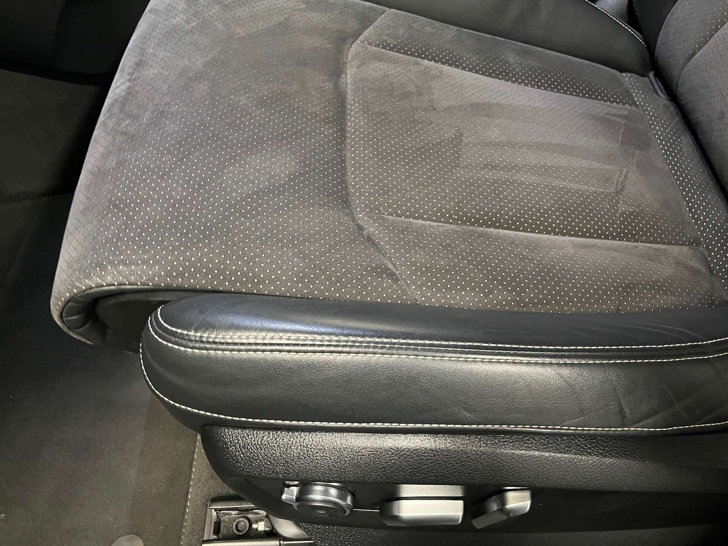Used Audi Q7 2018 for sale - 76030120: Photo 53