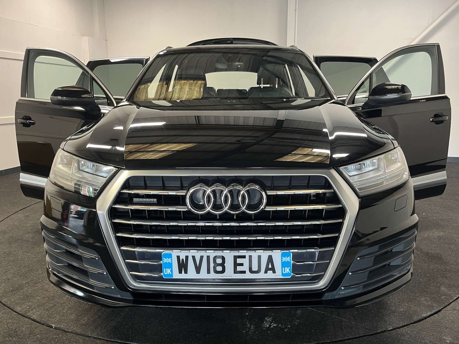 Used Audi Q7 2018 for sale - 76030120: Photo 8