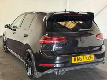 Used Volkswagen Golf 2017 for sale - 74825578: Photo