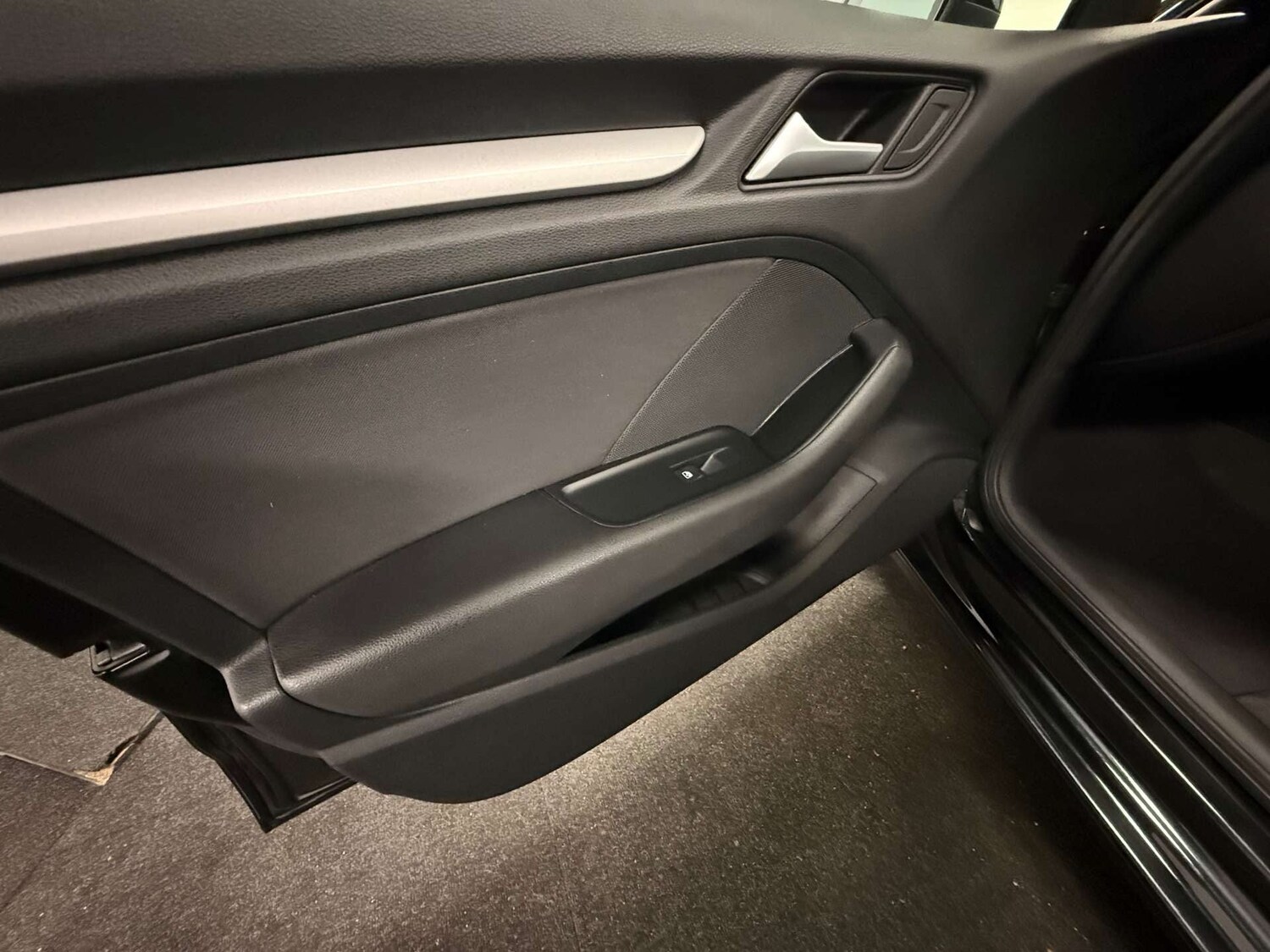 Used Audi A3 2018 for sale - 77044755: Photo 30