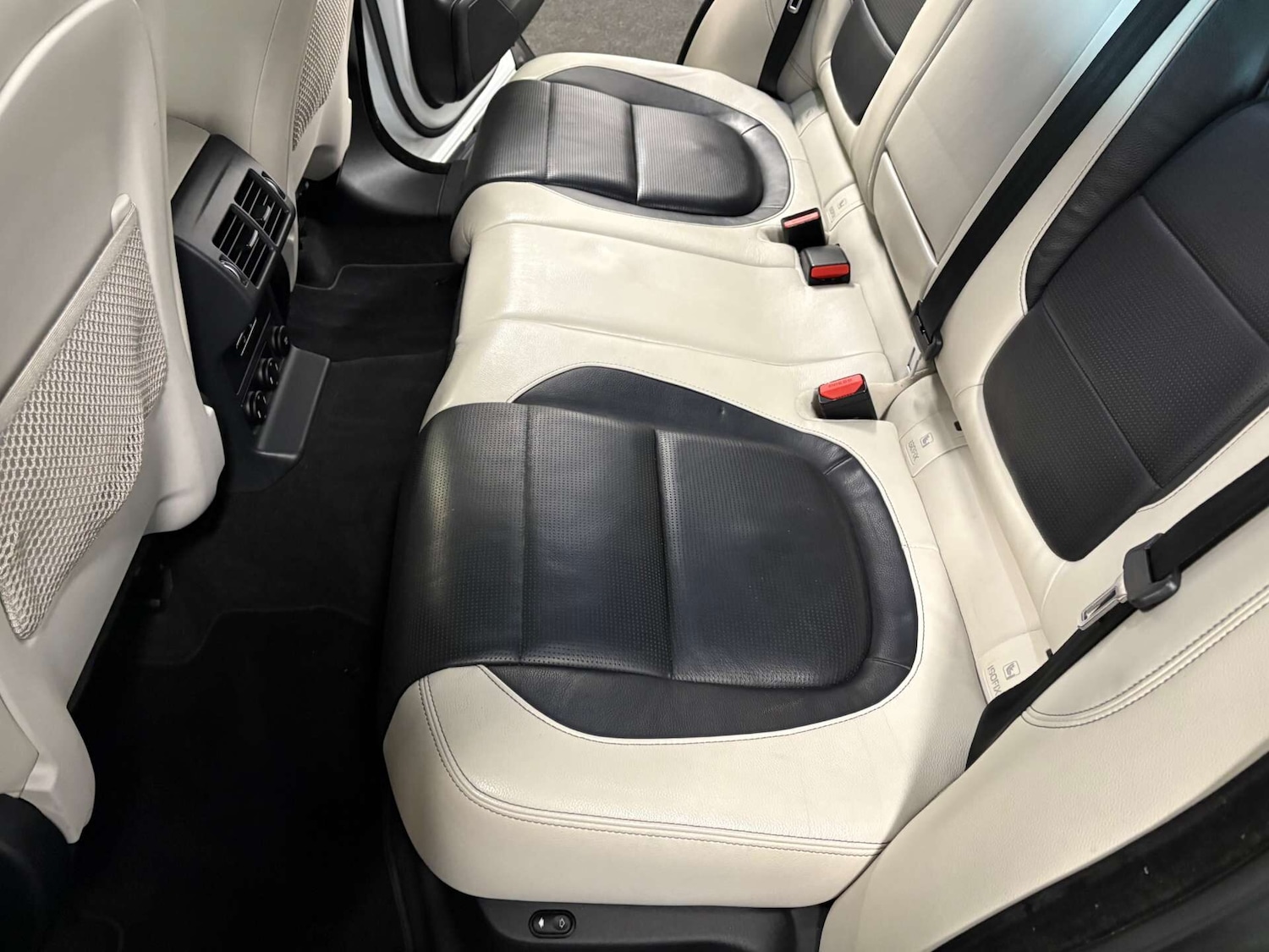 Used Jaguar F-Pace 2017 for sale - 77128997: Photo 47