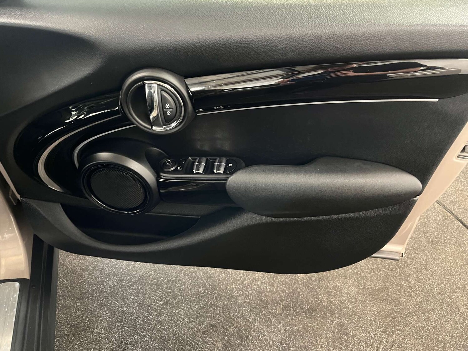 Used MINI Hatch 2022 for sale - 76541392: Photo 10