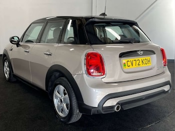 Used MINI Hatch 2022 for sale - 76541392: Photo