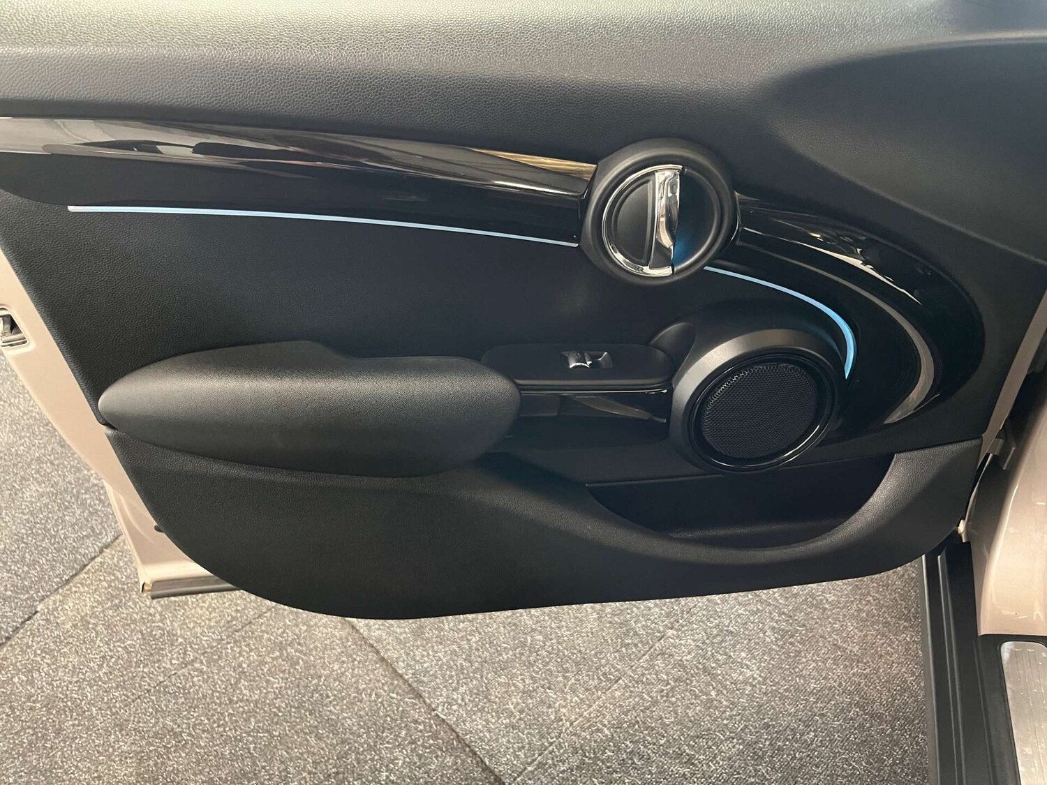 Used MINI Hatch 2022 for sale - 76541392: Photo 46