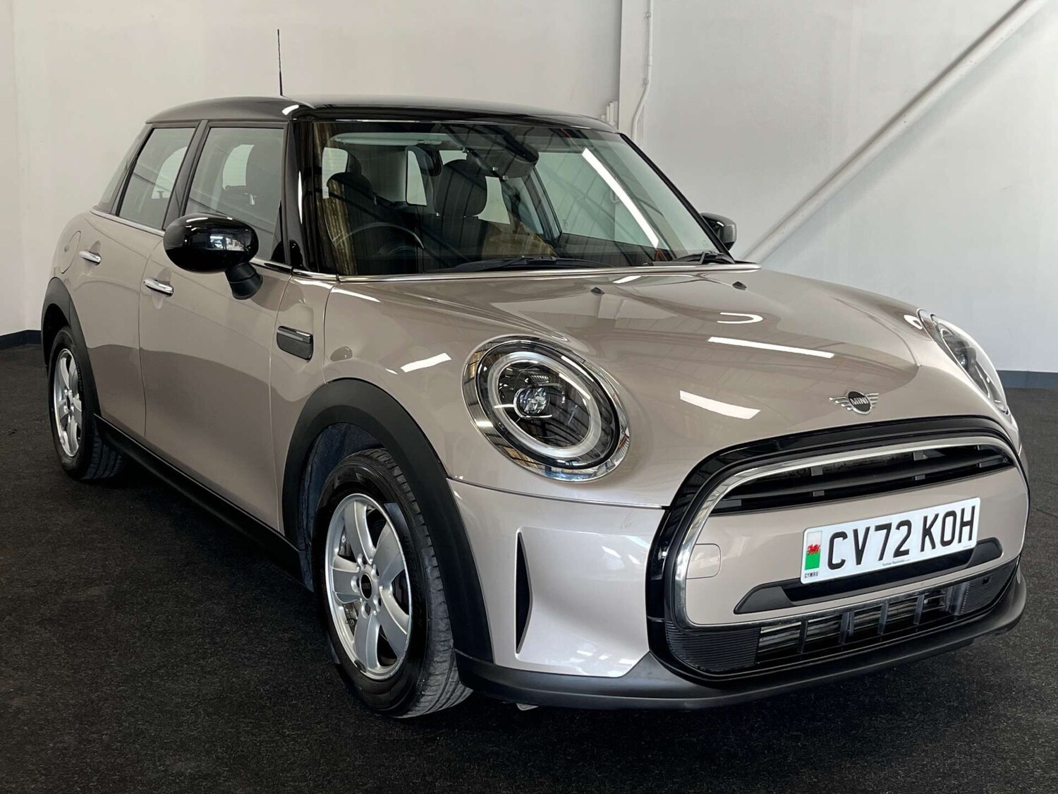 Used MINI Hatch 2022 for sale - 76541392: Photo 6