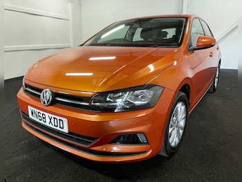 Used Volkswagen Polo 2018 for sale - 78381111: Photo