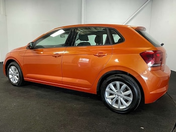 Used Volkswagen Polo 2018 for sale - 78381111: Photo