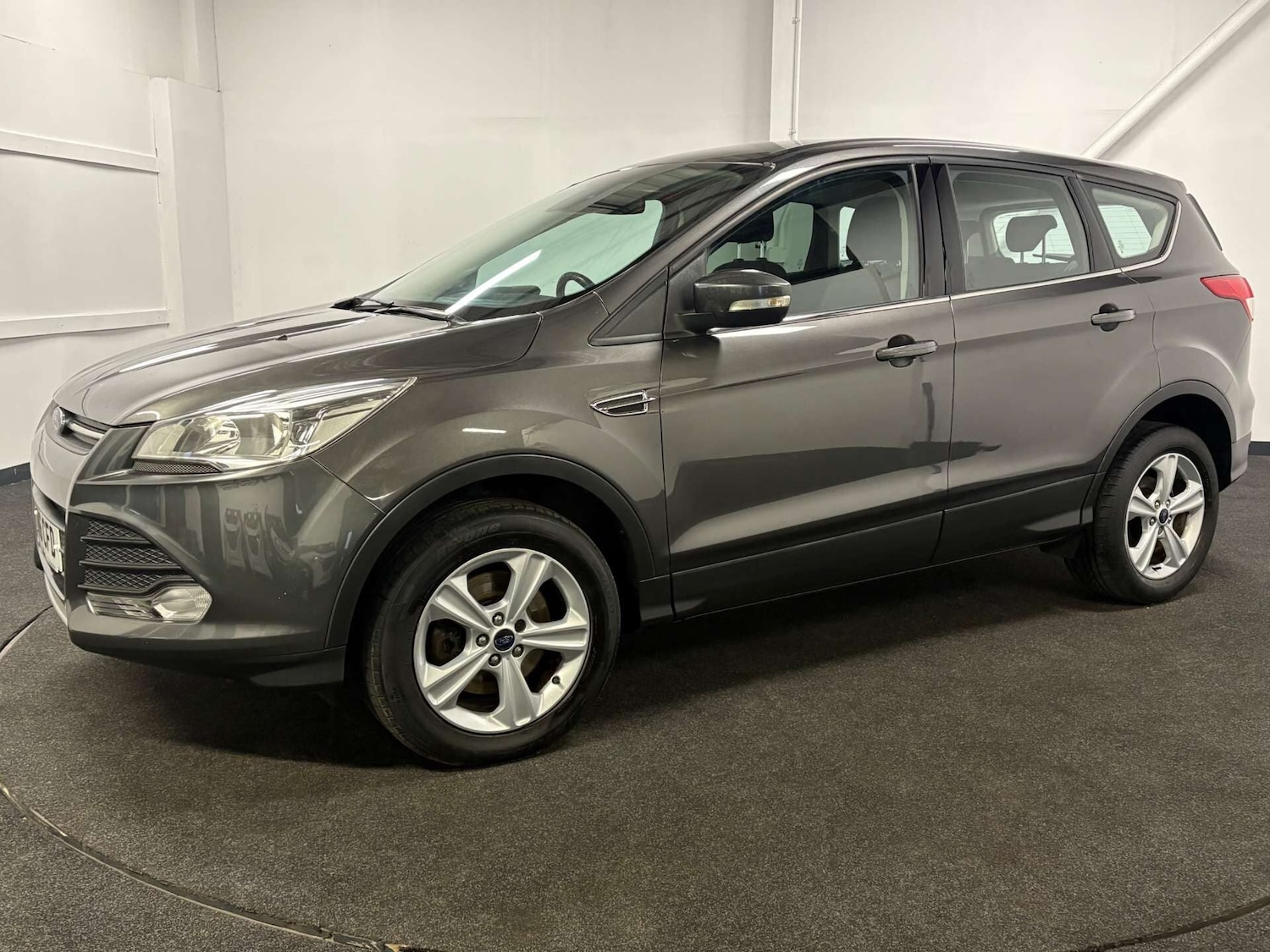 Used Ford Kuga 2016 for sale - 77463022: Photo 2