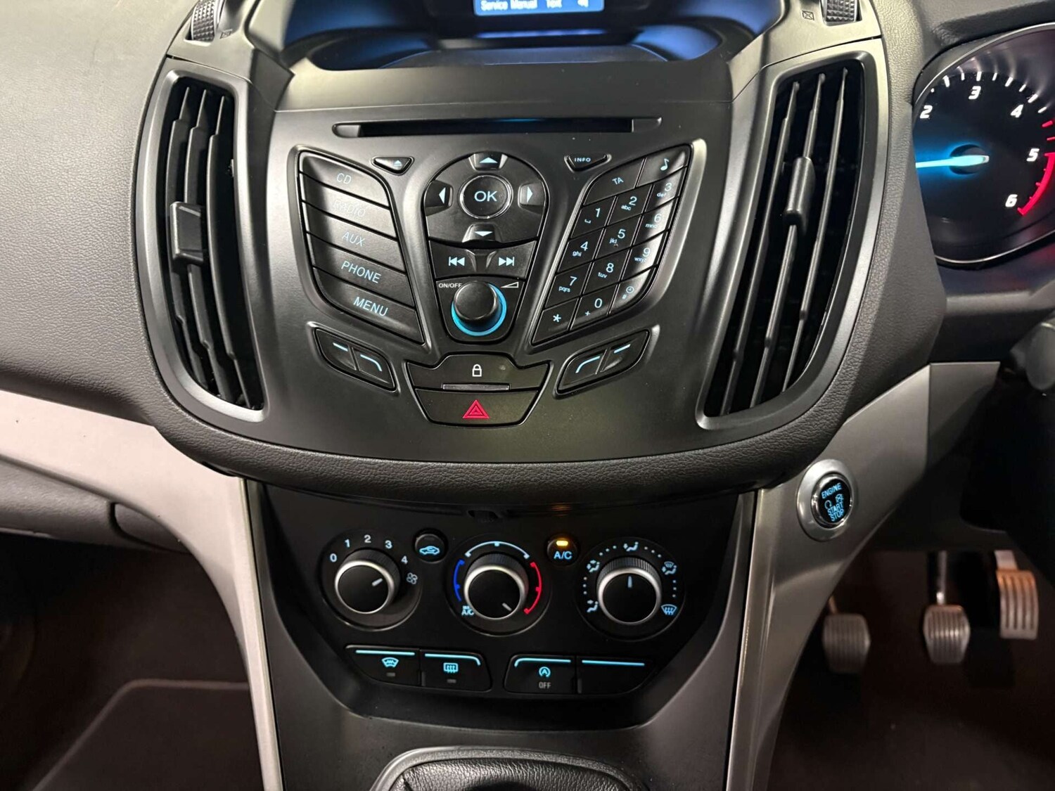 Used Ford Kuga 2016 for sale - 77463022: Photo 24