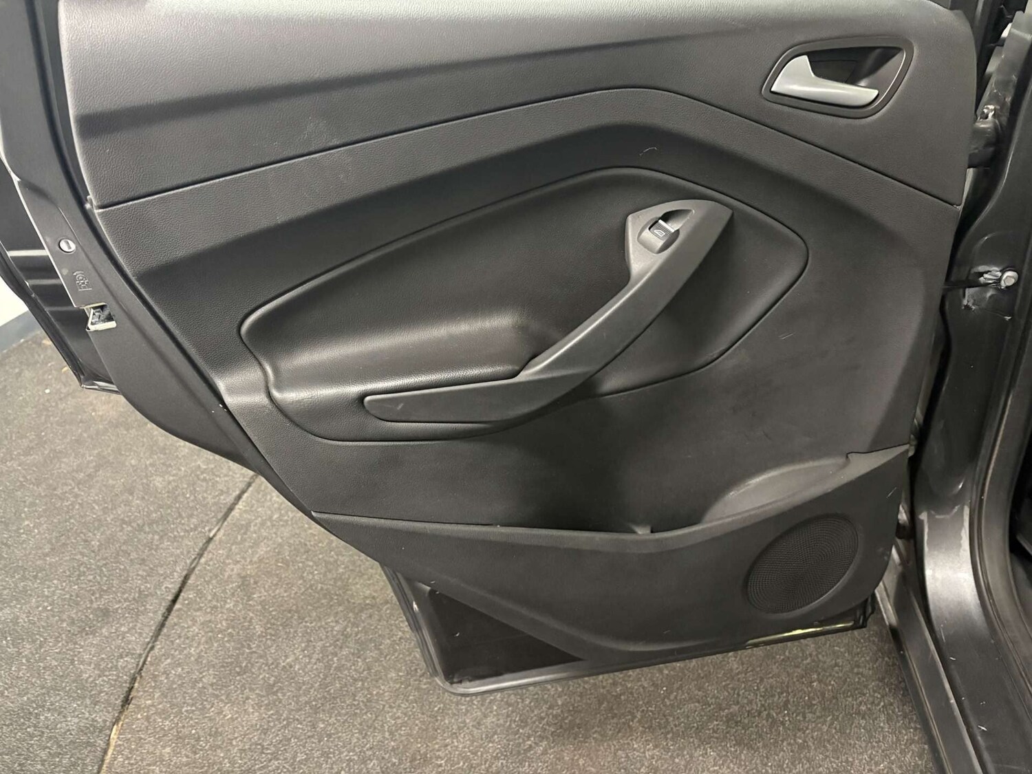 Used Ford Kuga 2016 for sale - 77463022: Photo 33