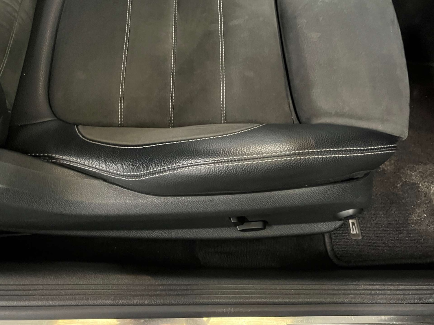 Used Mercedes-Benz C Class 2019 for sale - 75426091: Photo 16