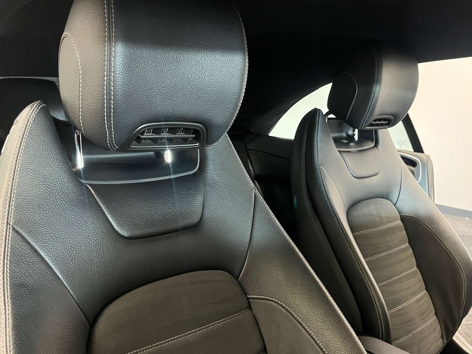 Used Mercedes-Benz C Class 2019 for sale - 75426091: Photo 18